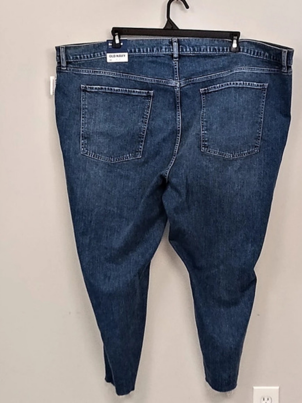 NWT Old Navy Mid-Rise Boyfriend Ankle Distressed Jeans Women's Plus Size 28 - Picture 5 of 8